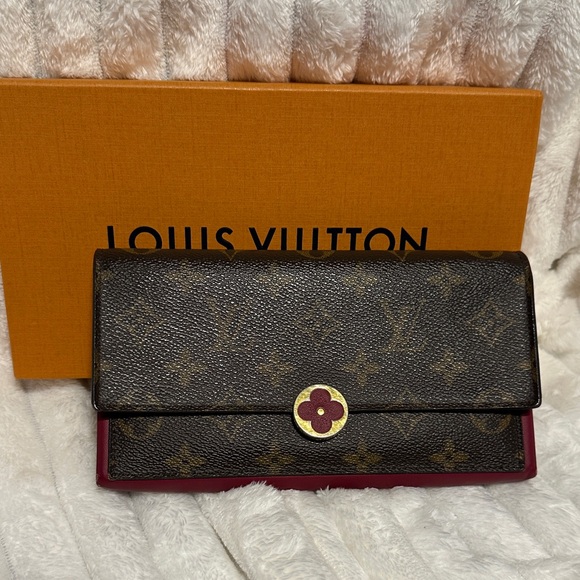 Louis Vuitton Handbags - Louis Vuitton Monogram Canvas Flore Long Wallet